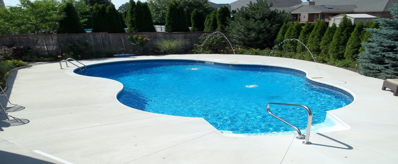 Traditional Pools trad pool - Traditional Pools